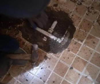 鄂托克前卫生间漏水维修公司为您分享下卫生间渗水如何处理及注意事项