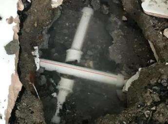 鄂托克前阳台漏水维修公司为您分享楼上楼下漏水怎么处理